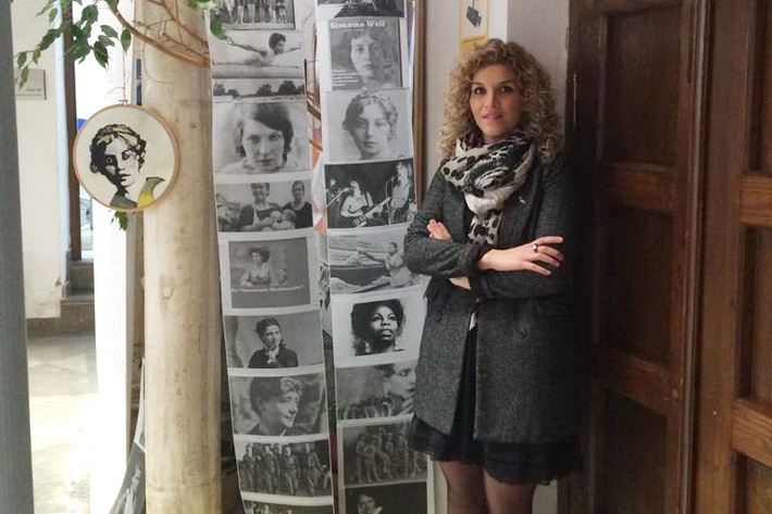 La sede del Instituto Andaluz de la Mujer acoge una muestra de pintura y escultura bajo el título ‘Por la Igualdad en el Arte’